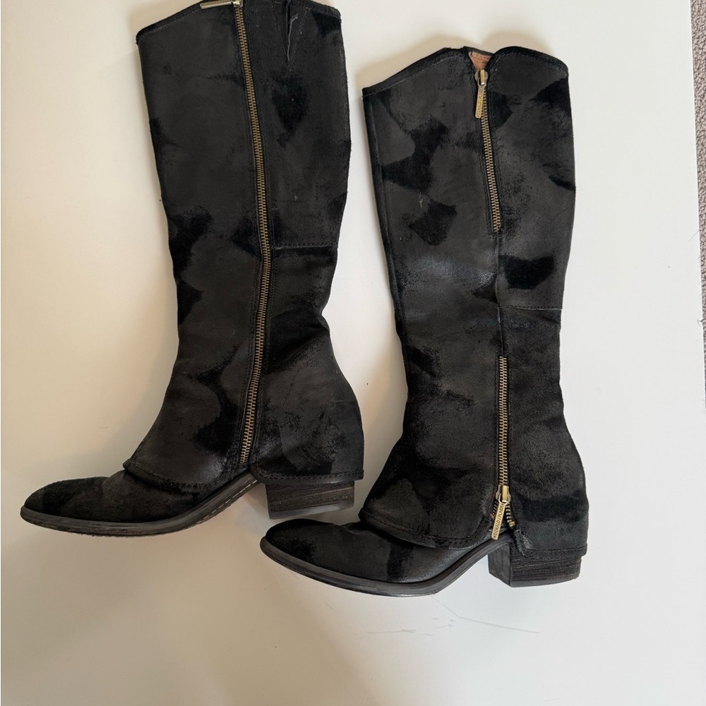 Donald J. Pliner Black Leather Zipper Boots